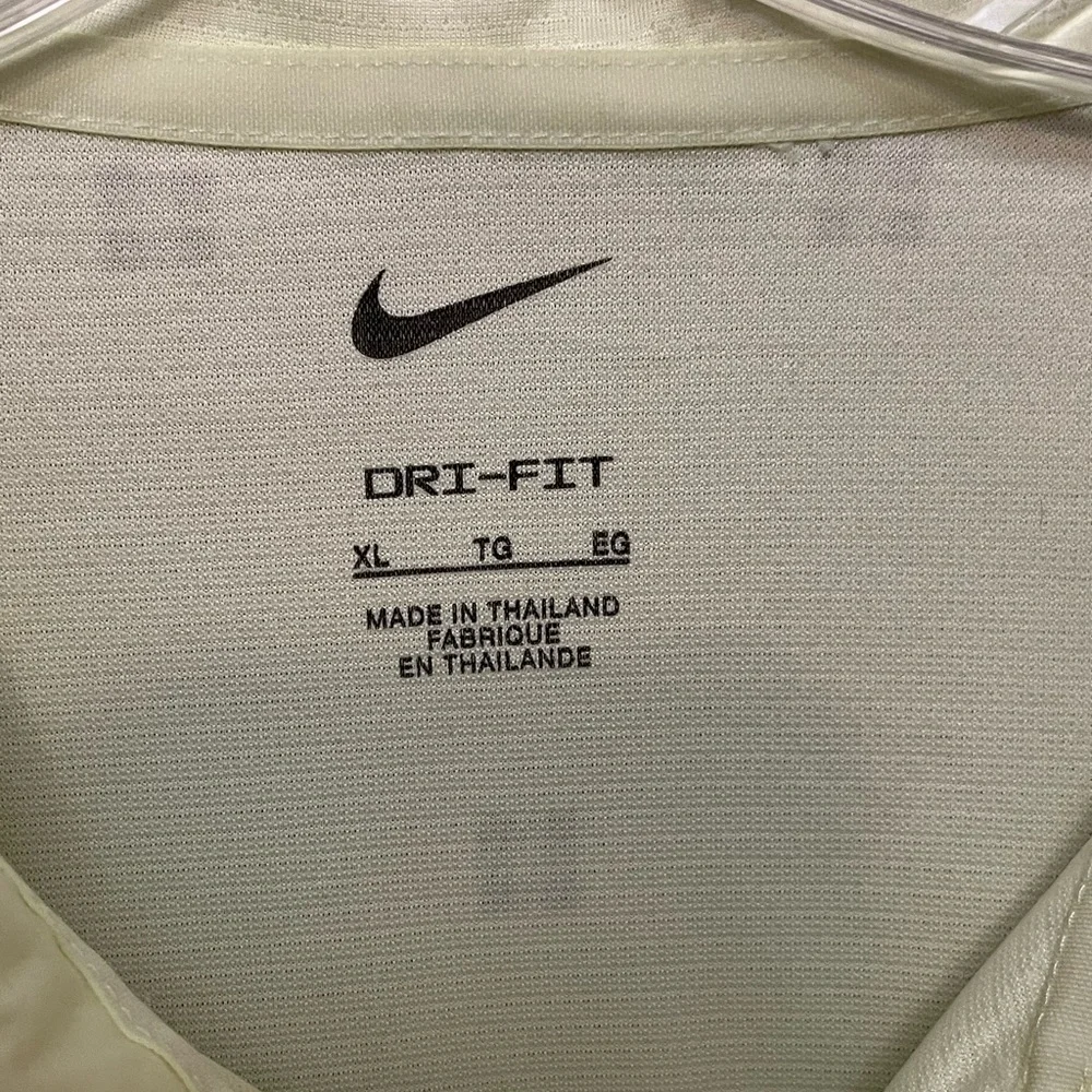 Nike‎ Dry Fit Men’s Light Greenish Yellow Polo Shirt Casual Soft Fabric XL
